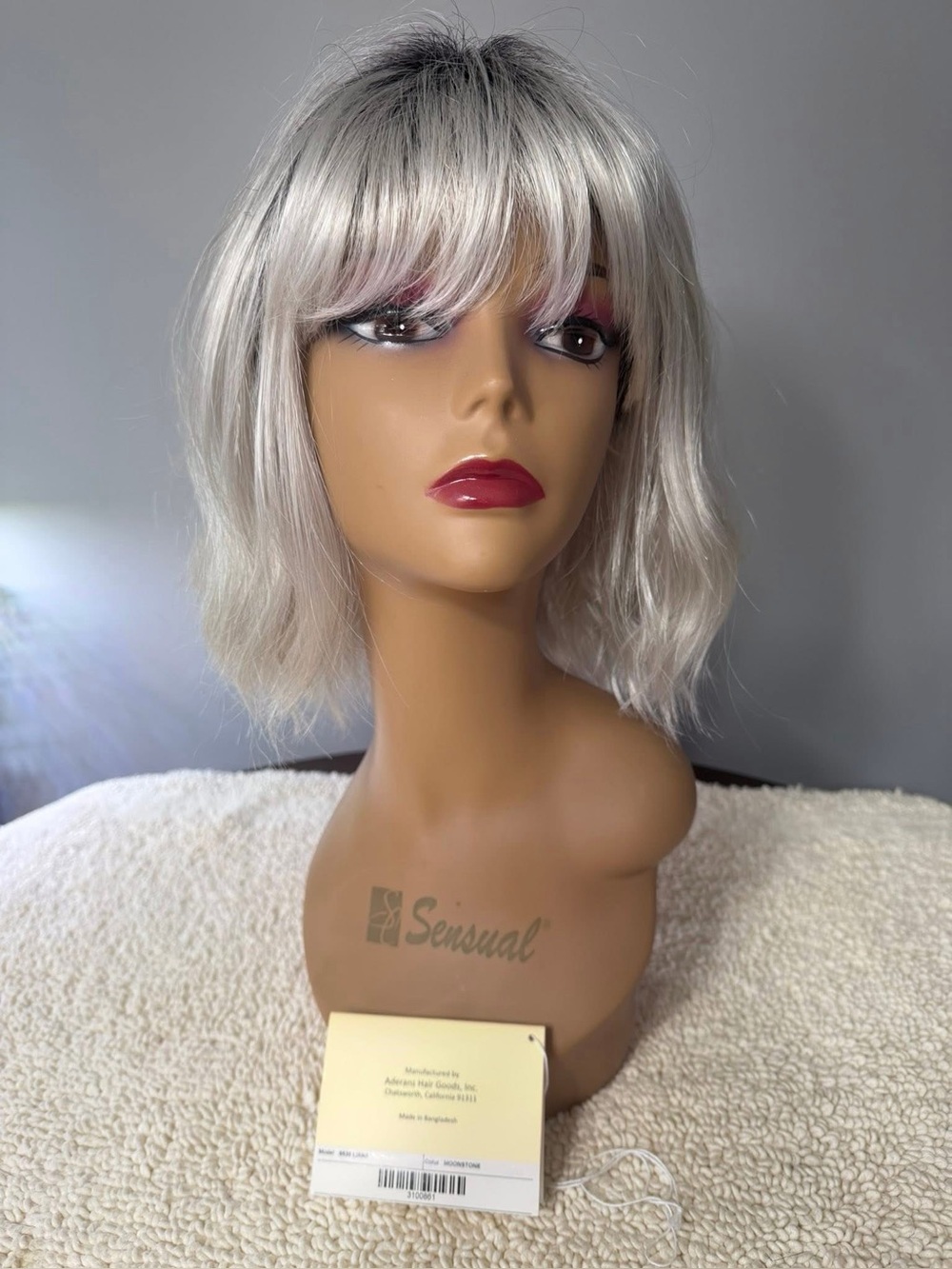 Liana from The Orchid Collection        
Color Moonstone